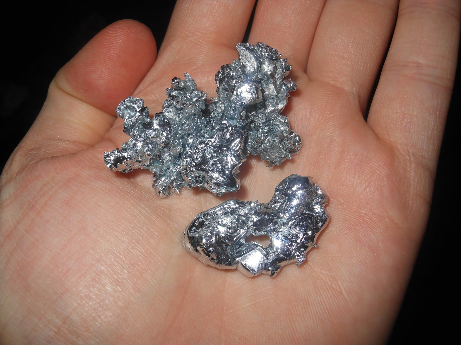 “Rhodium’s Rarity: Understanding Its Exceptional Value and Uses” globe manufacturer-图片2